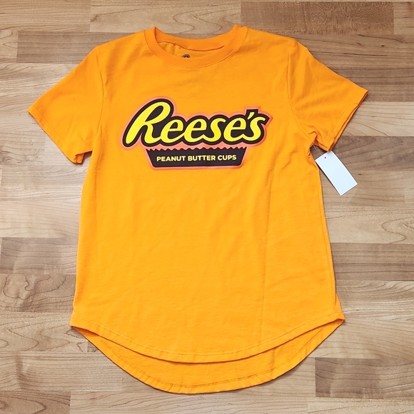 Reese's tee - Picture 3 of 6
